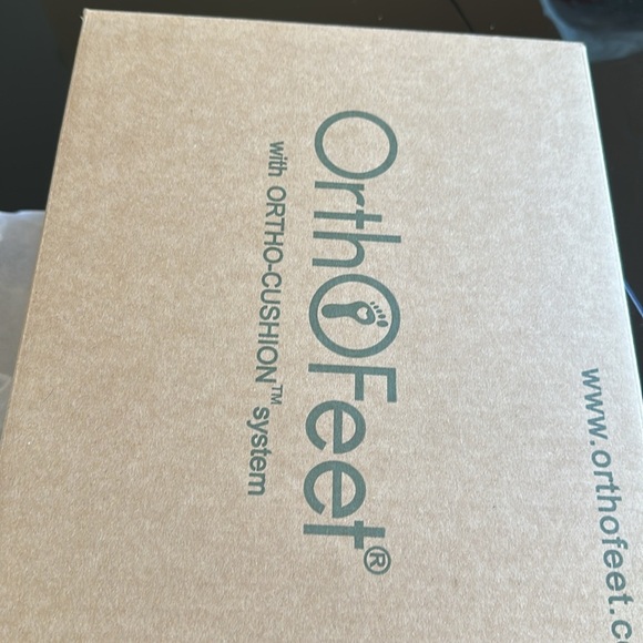 NWT Women’s Black Slip-On Shoes OrthoFeet NWT in box new 8 wide orthopedic - Picture 6 of 9